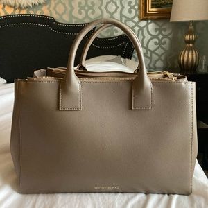 Teddy Blake Bella Bag